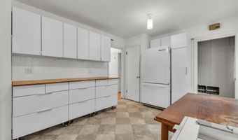 6 Ruthven Pl, Ann Arbor, MI 48104
