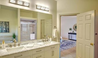 6 Grandstand Dr, Lincoln, RI 02865