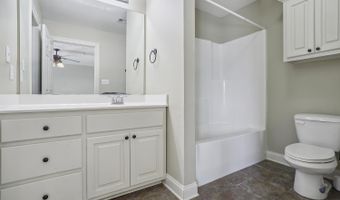 1502 Harwich Dr, Baton Rouge, LA 70820