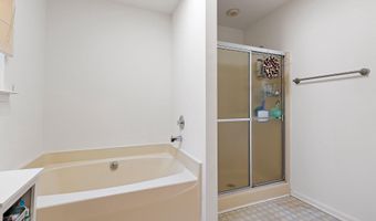 202 LAKE OZARKS Dr, Bear, DE 19701