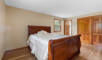 11 Farrwood Dr, Andover, MA 01810