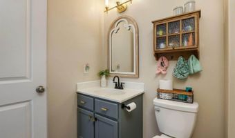 579 Virginia St, Ashville, OH 43103