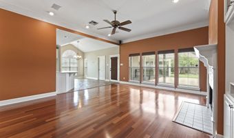 17647 Lake Azalea Dr, Baton Rouge, LA 70817