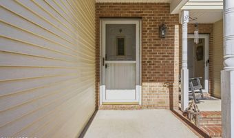 23 Lucia Ct, Aberdeen, NJ 07747