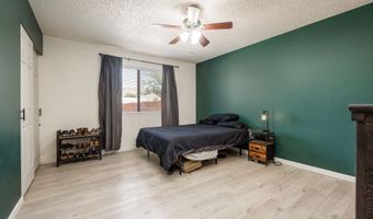 2412 Iowa Ave, Alamogordo, NM 88310