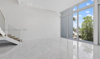 3750 Yacht Club Dr TH5, Aventura, FL 33180