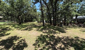 102 Shady Oak Rd, Keene, TX 76059