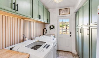 2807 Clanfield St, Acton, CA 93510