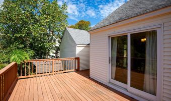 79 Middlesex Ave, Chester, CT 06412