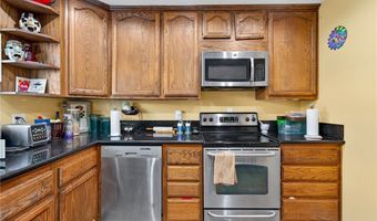 5376 Fairview Blvd 209, Los Angeles, CA 90056