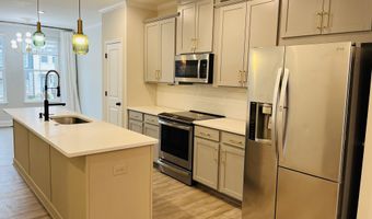 2635 Creekside Dr NW, Atlanta, GA 30318