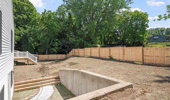 1008 Toll Gate Rd, Warwick, RI 02886