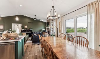 1819 8th Ave SE, Altoona, IA 50009
