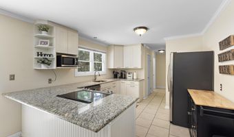 174 Ellisdale Rd, Allentown, NJ 08501