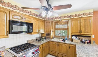 401 N College St, Agency, IA 52530