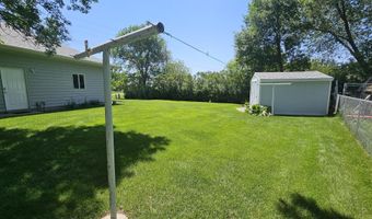 512 W Melgaard Rd, Aberdeen, SD 57401