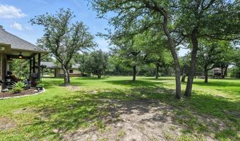 140 Miramar Cir, Weatherford, TX 76085