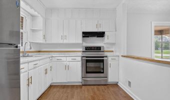 325 GLADE Rd, Anniston, AL 36206