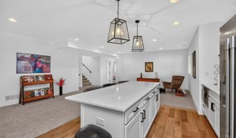 1304 NE 53rd Ct, Ankeny, IA 50021