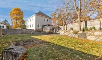 27 Ferncliff Ave, North Providence, RI 02911