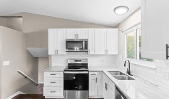 5016 Julie Pl, Columbus, OH 43229