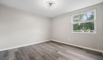 3255 Winding Creek Dr, Columbus, OH 43223