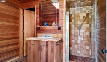 1114 LAKEWOOD Dr, Albany, OR 97321
