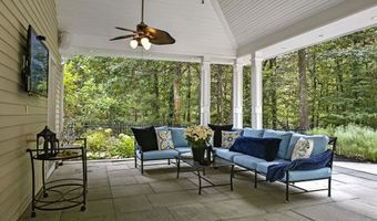 4 Brushwood Dr, Atkinson, NH 03811