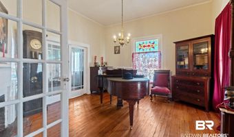 309 S Main St, Atmore, AL 36502