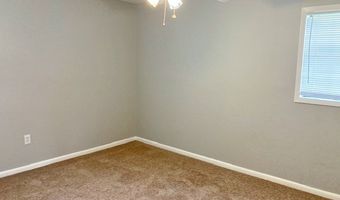 619 Lakeview Dr, Adel, GA 31620