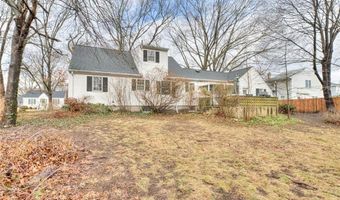 125 New Rd, East Providence, RI 02916