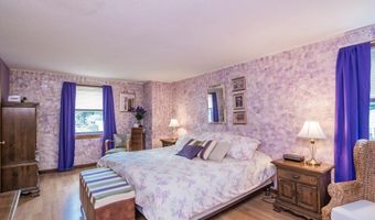 22 Beech Hill Rd, Agawam, MA 01030