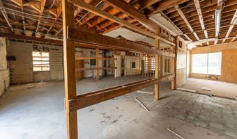 945 Pine Ave, Albany, GA 31701