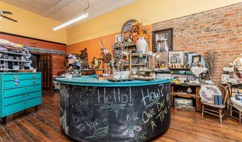 316 318 Broadway St, Abilene, KS 67410