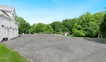 6801 CAPRI Pl, Bethesda, MD 20817