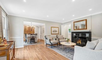 3602 SOUTH Pl #2, Alexandria, VA 22309