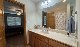 166 Dutch Ln, Appomattox, VA 24522