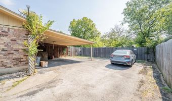 1104 Bowie St, Sulphur Springs, TX 75482