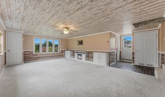 391 U Rd, Arthurdale, WV 26520