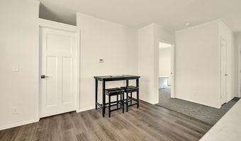 490 Moffit Ln, Springfield, OR 97477