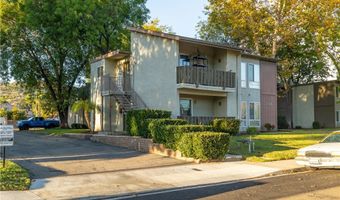 2536 White Oak Pl 2, Escondido, CA 92027