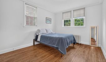 2520 41ST St NW, Washington, DC 20007