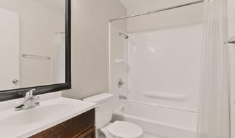225 Hanosh Ct SE Apt 3, Albuquerque, NM 87123