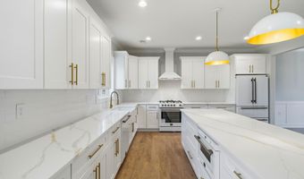 421 Roland Ave, Bayville, NJ 08721