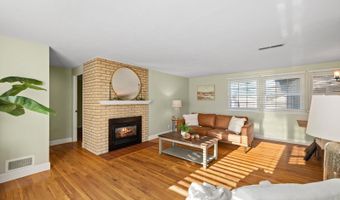 3923 MCCOMB Ave, Cheyenne, WY 82001