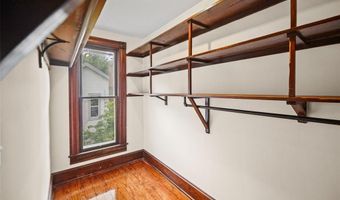 407 E 9th St, Alton, IL 62002
