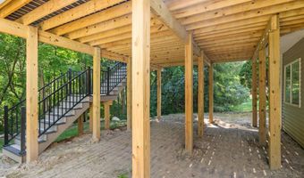 2418 Meadowridge Ct, Ann Arbor, MI 48105