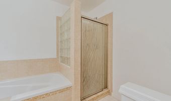 5975 TERRAPIN Pl 301C, Alexandria, VA 22310