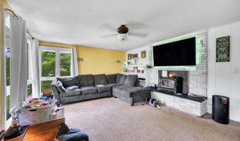 162 Shrub Rd, Bristol, CT 06010