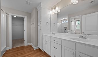 3671 Bellflower Dr, Ayden, NC 28513